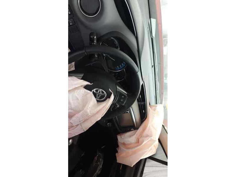 toyota yaris del año 2016