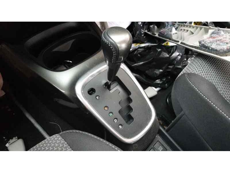 toyota yaris del año 2016