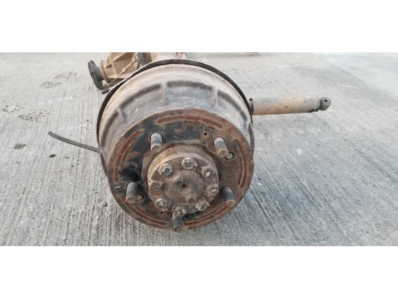 Recambio de puente trasero para nissan trade 100 caja cerrada, techo elevado referencia OEM IAM   