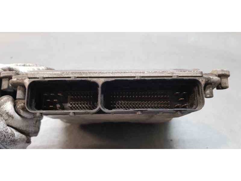 Recambio de centralita motor uce para chrysler voyager (rg) 2.5 crd executive referencia OEM IAM P04727666AB   Recambio de centralita motor uce para chrysler voyager (rg) 2.5 crd executive referencia OEM IAM P04727666AB