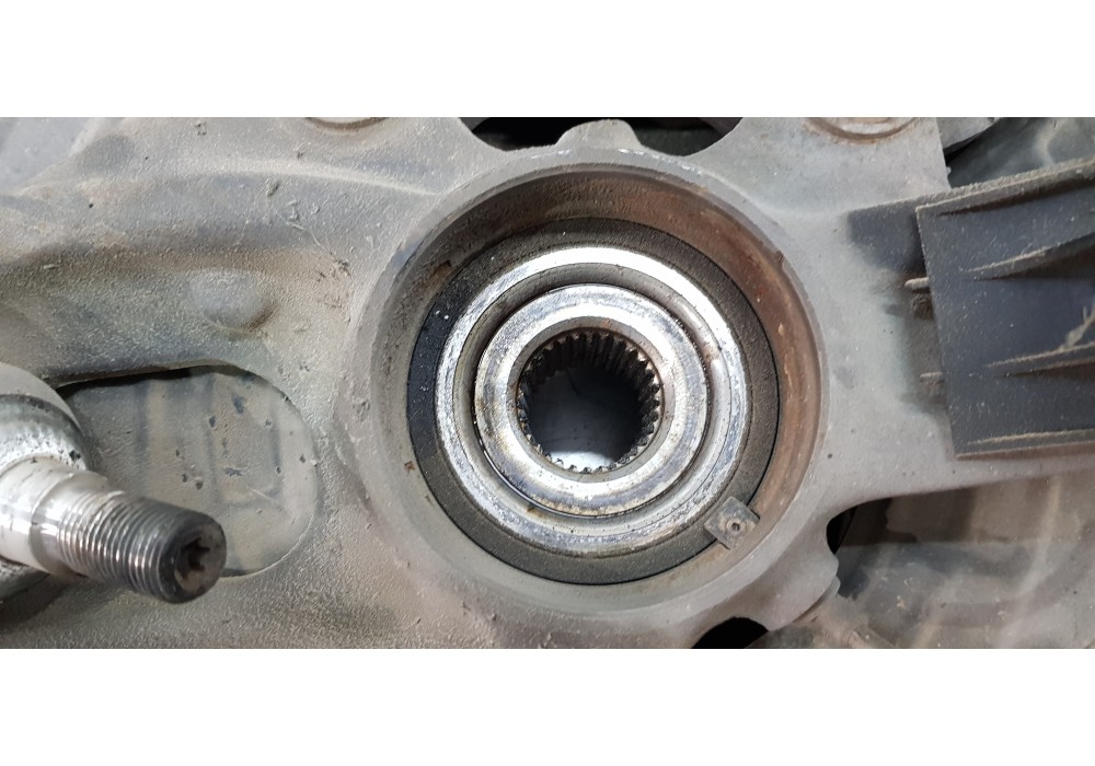 Recambio de mangueta delantera izquierda para mercedes clase r (w251) 320 cdi (251.022) referencia OEM IAM A2513301320  