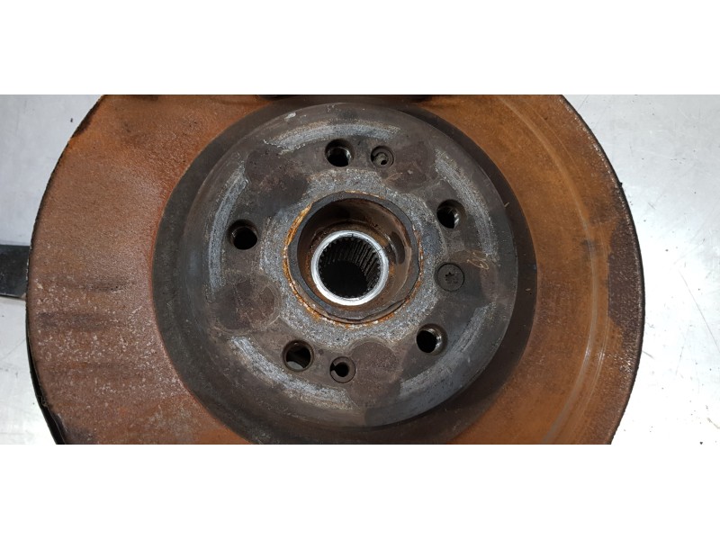 Recambio de mangueta delantera izquierda para mercedes clase r (w251) 320 cdi (251.022) referencia OEM IAM A2513301320  