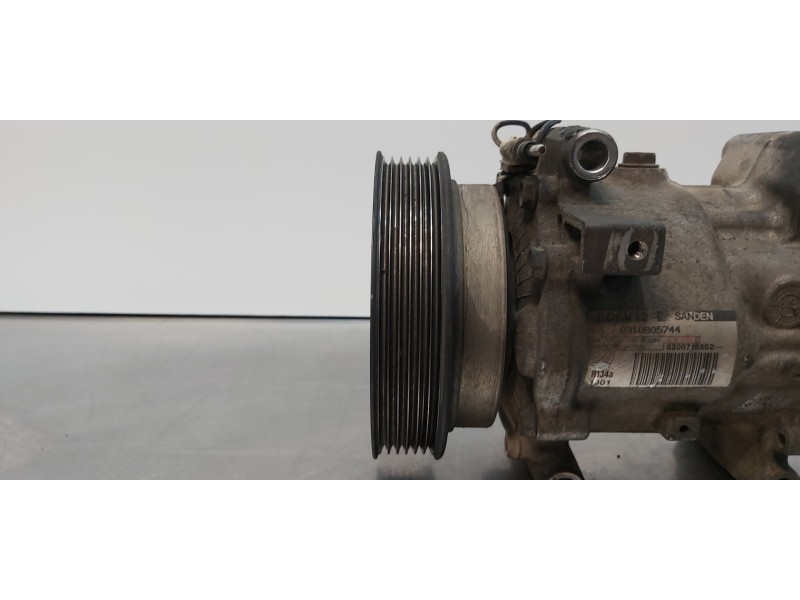 Recambio de compresor aire acondicionado para renault clio ii fase ii (b/cb0) campus referencia OEM IAM 8200716562   Recambio de compresor aire acondicionado para renault clio ii fase ii (b/cb0) campus referencia OEM IAM 8200716562