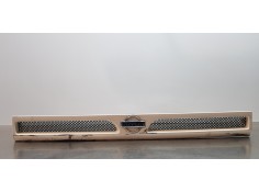 Recambio de rejilla delantera para nissan trade 100 caja cerrada, techo elevado referencia OEM IAM X001207228  
