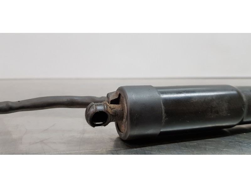 Recambio de amortiguadores maletero / porton para renault espace v icon referencia OEM IAM 904527505R  