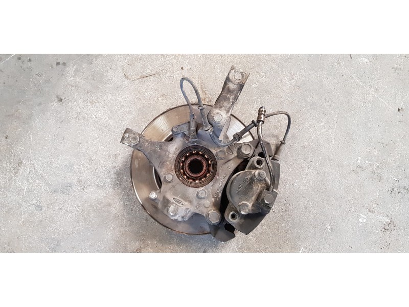 Recambio de mangueta delantera izquierda para chrysler voyager (rg) 2.8 crd se (d) referencia OEM IAM 04694949AA  