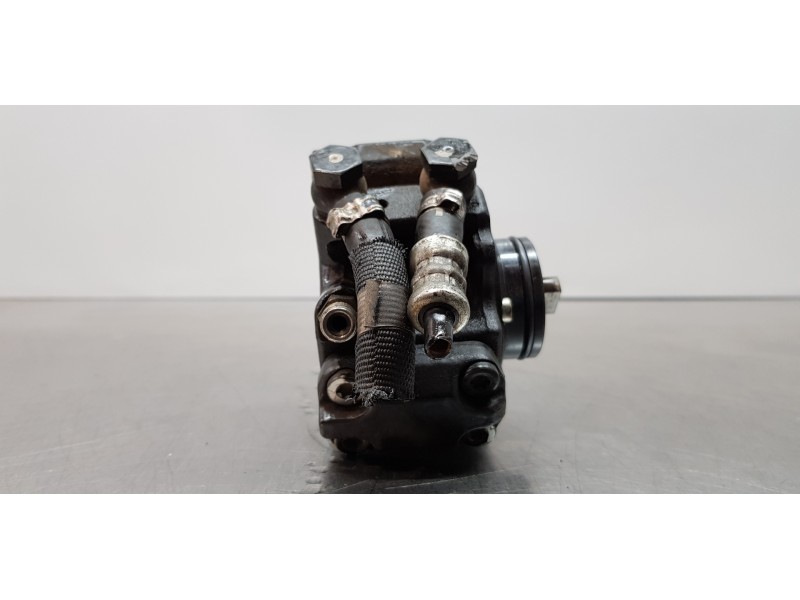 Recambio de bomba inyeccion para opel corsa d catch me referencia OEM IAM 95530236 55198933 0445010138