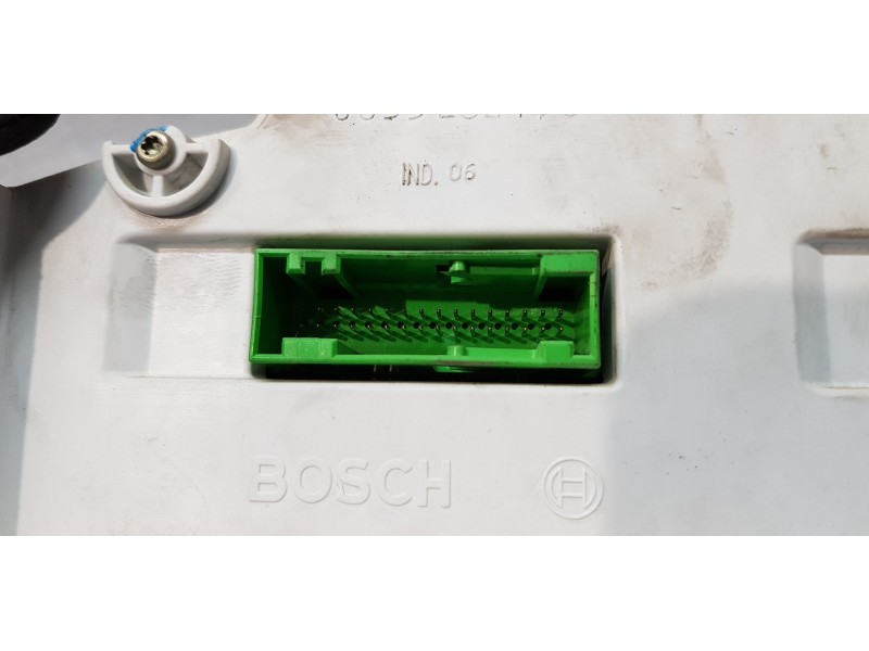 Recambio de cuadro instrumentos para volkswagen touareg (7la) tdi r5 referencia OEM IAM 7L6920870L   Recambio de cuadro instrumentos para volkswagen touareg (7la) tdi r5 referencia OEM IAM 7L6920870L