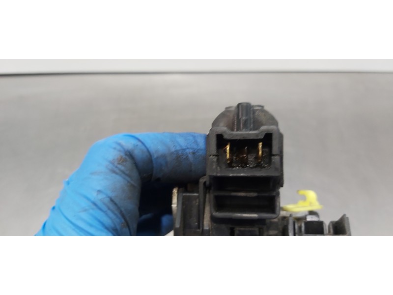 Recambio de cerradura puerta trasera izquierda para dacia lodgy stepway referencia OEM IAM 825037701R  