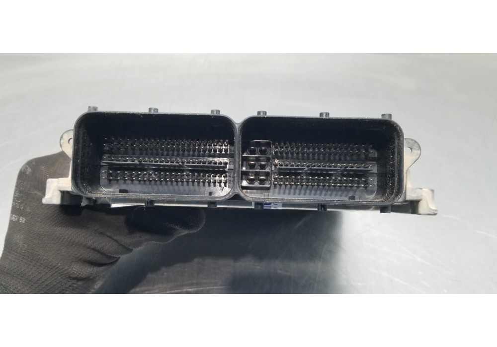 Recambio de centralita motor uce para kia sportage dynamic referencia OEM IAM 391502A380 0281032614 