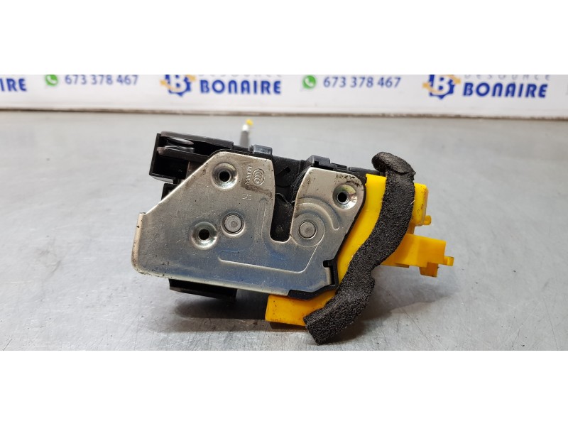 Recambio de cerradura puerta delantera derecha para hyundai i30 (gd) klass referencia OEM IAM 81320A6110  