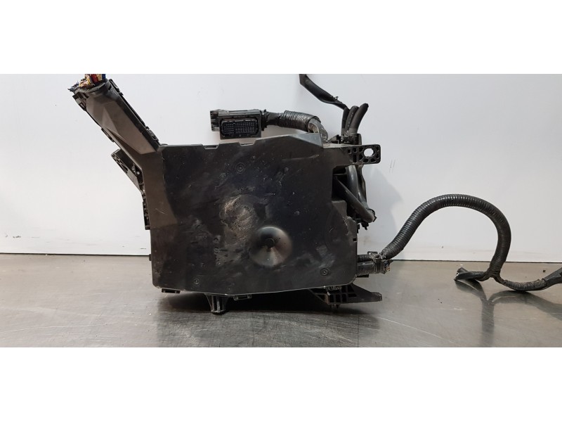 Recambio de caja reles / fusibles para toyota verso advance referencia OEM IAM 827410F030   Recambio de caja reles / fusibles para toyota verso advance referencia OEM IAM 827410F030