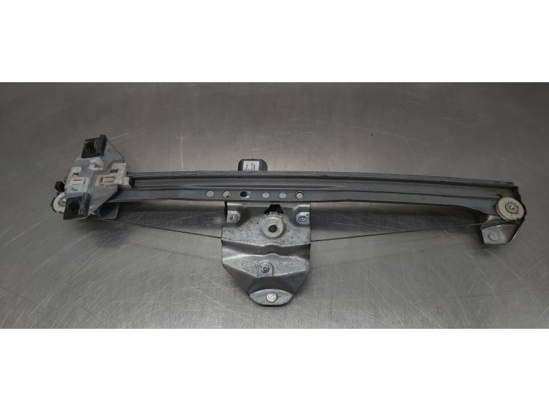 Recambio de elevalunas trasero izquierdo para dacia lodgy stepway referencia OEM IAM 827217782R   Recambio de elevalunas trasero izquierdo para dacia lodgy stepway referencia OEM IAM 827217782R