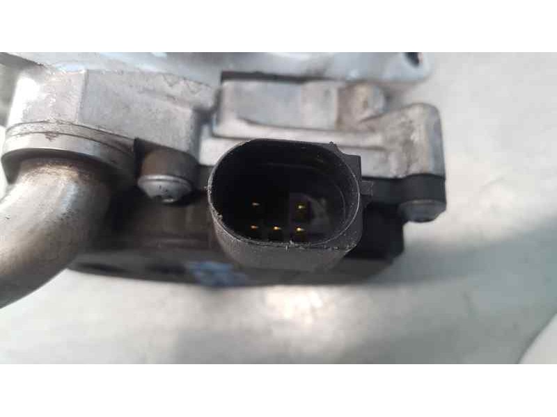 Recambio de valvula egr para skoda rapid active referencia OEM IAM 04L131501R  