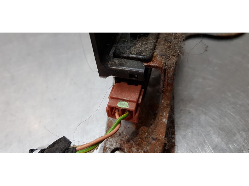 Recambio de palanca freno de mano para peugeot 208 access referencia OEM IAM 98062965ZD   Recambio de palanca freno de mano para peugeot 208 access referencia OEM IAM 98062965ZD