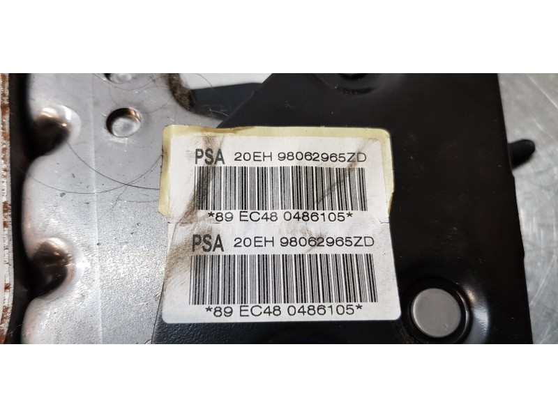 Recambio de palanca freno de mano para peugeot 208 access referencia OEM IAM 98062965ZD   Recambio de palanca freno de mano para peugeot 208 access referencia OEM IAM 98062965ZD