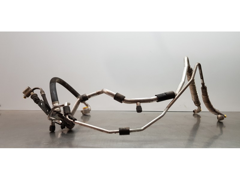 Recambio de tubos aire acondicionado para seat leon (1p1) comfort limited referencia OEM IAM 1K0820743BT 1K0820743AK  Recambio de tubos aire acondicionado para seat leon (1p1) comfort limited referencia OEM IAM 1K0820743BT 1K0820743AK