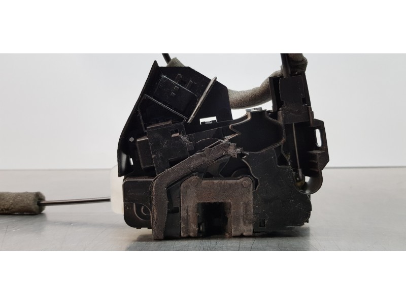 Recambio de cerradura puerta trasera izquierda para renault espace v icon referencia OEM IAM 805039414R  