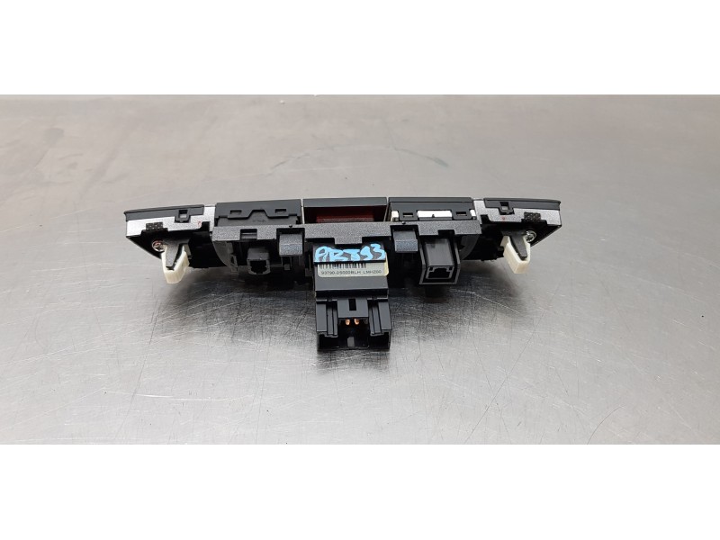 Recambio de warning para hyundai ix35 classic 2wd referencia OEM IAM 937902S000   Recambio de warning para hyundai ix35 classic 2wd referencia OEM IAM 937902S000