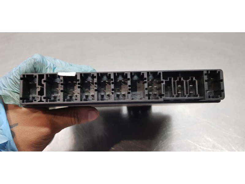 Recambio de centralita asientos para mercedes clase s (w220) berlina 400 cdi (220.028) referencia OEM IAM 2208203285  