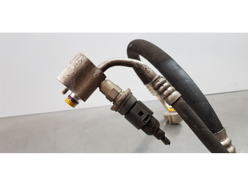 Recambio de tubos aire acondicionado para seat leon (1p1) comfort limited referencia OEM IAM 1K0820743BT 1K0820743AK  Recambio de tubos aire acondicionado para seat leon (1p1) comfort limited referencia OEM IAM 1K0820743BT 1K0820743AK