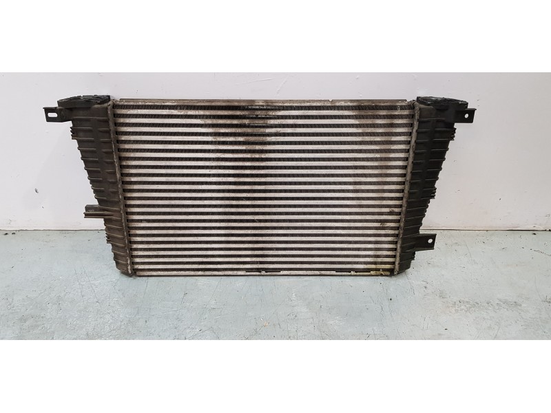 Recambio de intercooler para opel zafira b cosmo referencia OEM IAM 13171435  