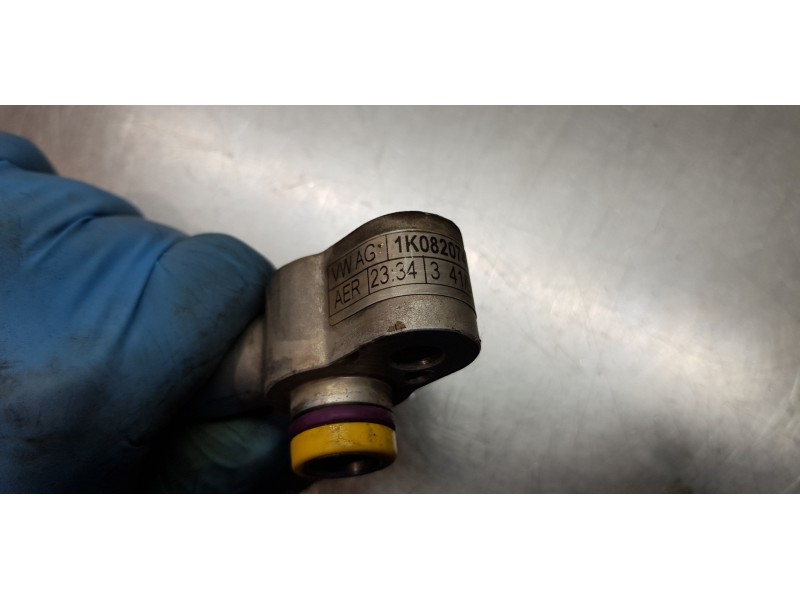 Recambio de tubos aire acondicionado para seat leon (1p1) comfort limited referencia OEM IAM 1K0820743BT 1K0820743AK  Recambio de tubos aire acondicionado para seat leon (1p1) comfort limited referencia OEM IAM 1K0820743BT 1K0820743AK