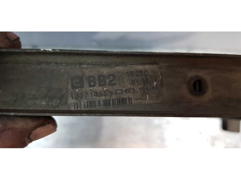 Recambio de intercooler para opel zafira b cosmo referencia OEM IAM 13171435  