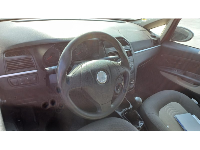 fiat linea (110) del año 2008