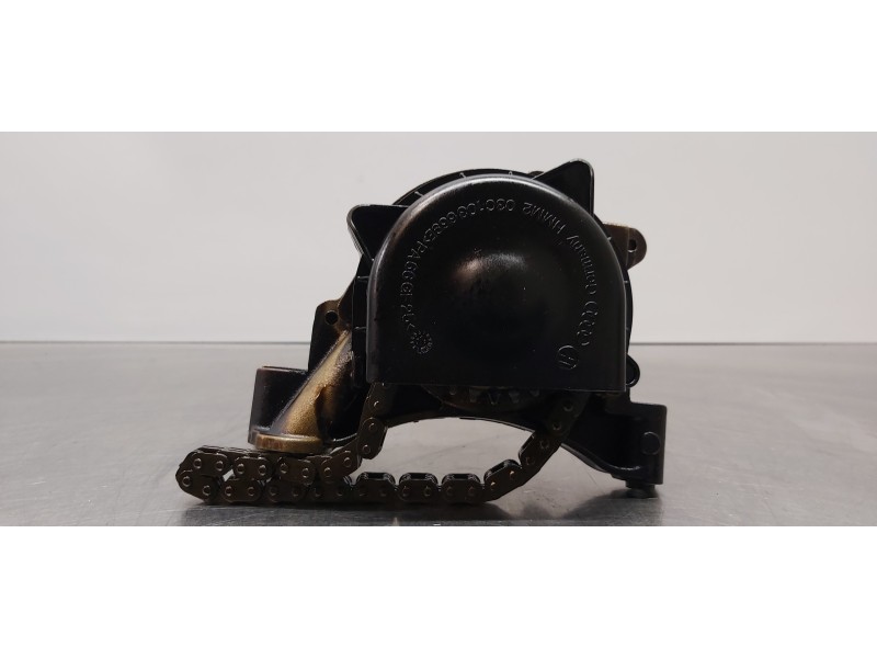 Recambio de bomba aceite para volkswagen golf vi (5k1) sport referencia OEM IAM 03C115105Q 03C103669E 