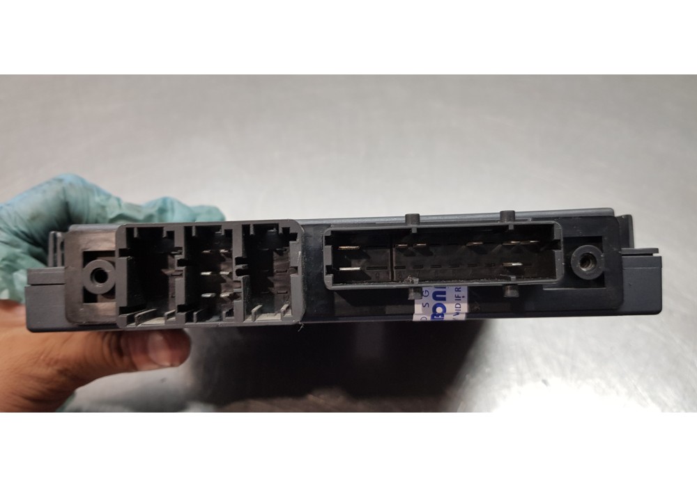 Recambio de centralita asientos para mercedes clase s (w220) berlina 400 cdi (220.028) referencia OEM IAM 2208203185 A2208203185