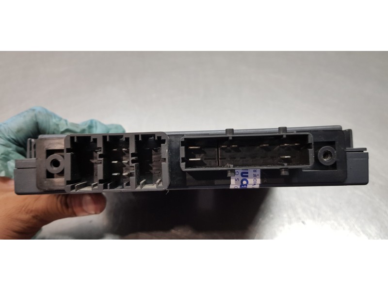 Recambio de centralita asientos para mercedes clase s (w220) berlina 400 cdi (220.028) referencia OEM IAM 2208203185 A2208203185