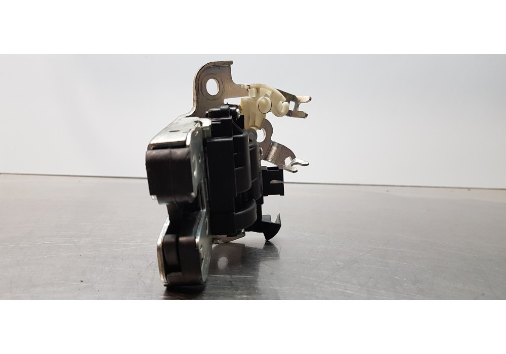 Recambio de cerradura maletero / porton para audi a6 lim. (4g2) 3.0 tdi quattro referencia OEM IAM 4H0827505  