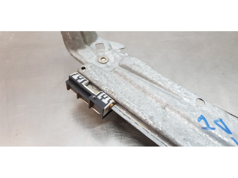 Recambio de elevalunas delantero izquierdo para renault espace v icon referencia OEM IAM 807216427R  