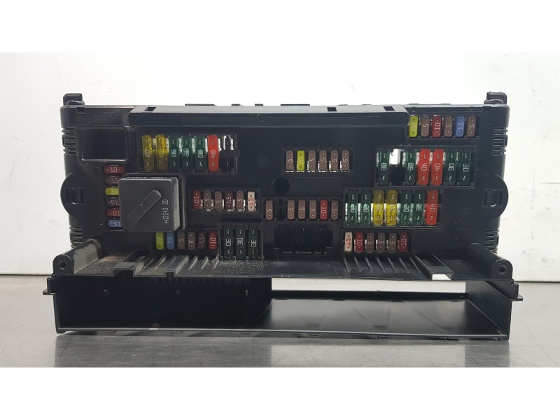 Recambio de caja reles / fusibles para bmw serie 5 gran turismo (f07) 530d xdrive referencia OEM IAM 9252816  