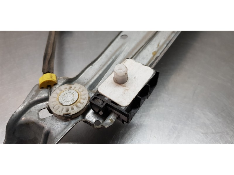 Recambio de elevalunas delantero izquierdo para renault espace v icon referencia OEM IAM 807216427R  