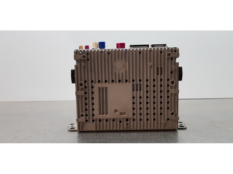 Recambio de sistema navegacion gps para bmw serie 1 lim. (f40) 116d referencia OEM IAM 65125A6DD93 65125A318E9 