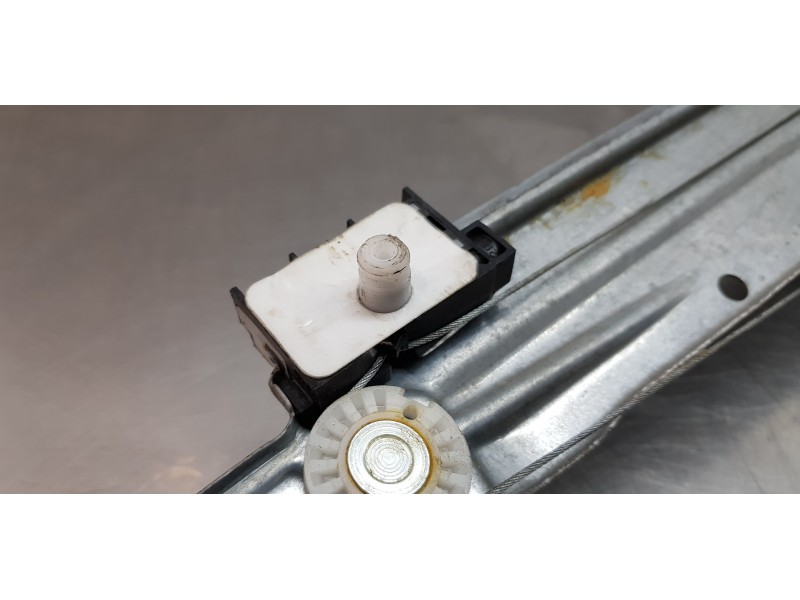 Recambio de elevalunas delantero izquierdo para renault espace v icon referencia OEM IAM 807216427R  