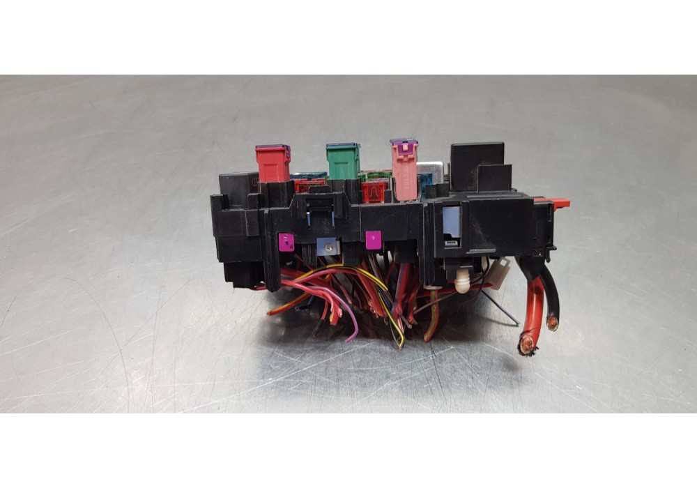 Recambio de caja reles / fusibles para volkswagen crafter kasten (sy) furgón 35 bl ta fwd referencia OEM IAM 5Q0937615C  