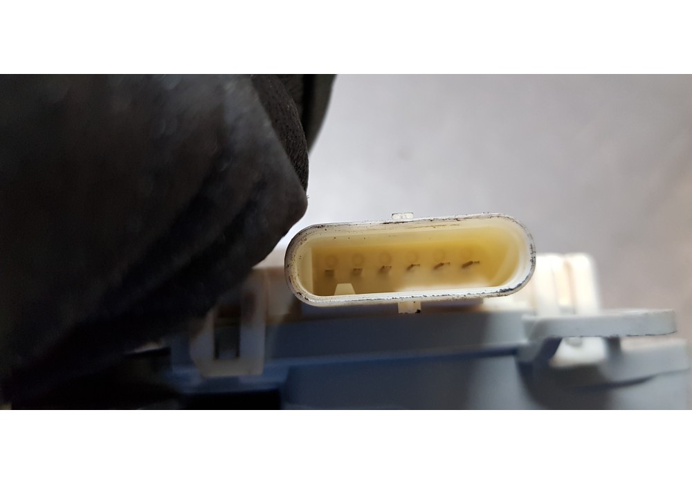 Recambio de cerradura puerta delantera derecha para audi a6 lim. (4g2) 3.0 tdi quattro referencia OEM IAM 8J1837016C  