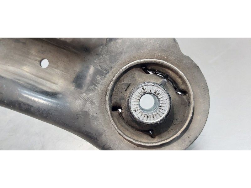 Recambio de brazo suspension inferior delantero izquierdo para skoda superb (3v3) active referencia OEM IAM 3Q0407151E  