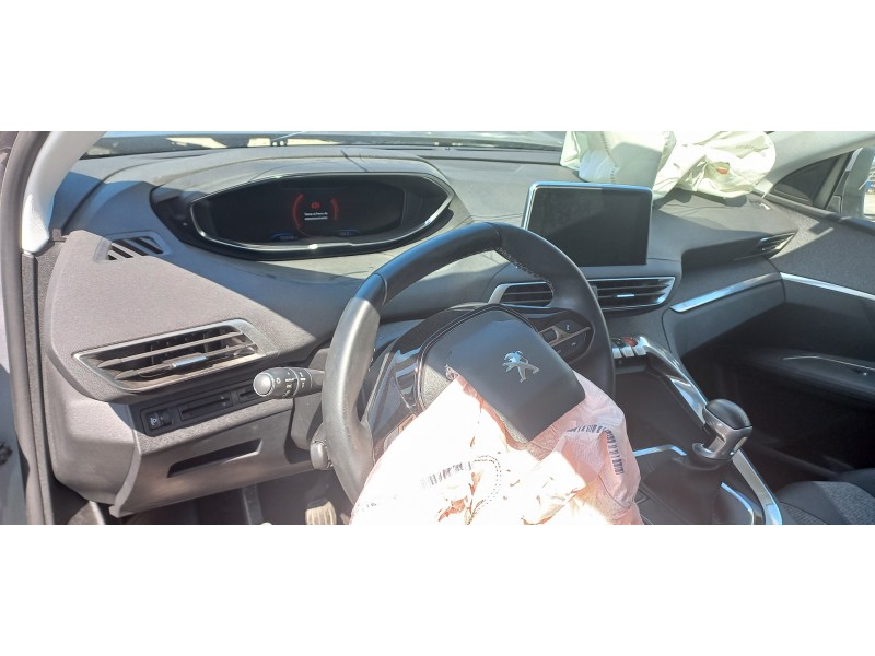 peugeot 3008 del año 2019 peugeot 3008 del año 2019