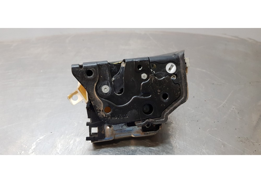 Recambio de cerradura puerta delantera derecha para audi a6 lim. (4g2) 3.0 tdi quattro referencia OEM IAM 8J1837016C  