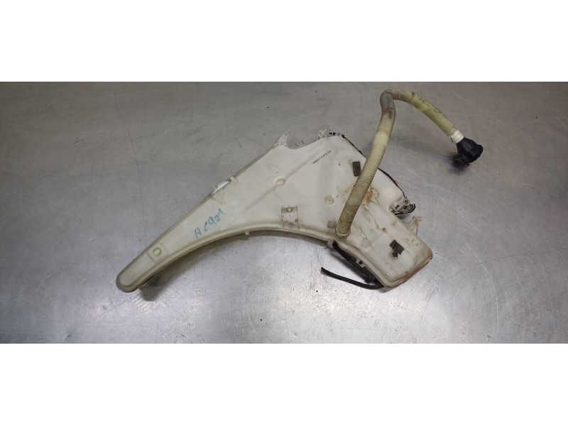 Recambio de deposito limpia para bmw serie 1 berlina (e81/e87) 116d referencia OEM IAM 61677238667   Recambio de deposito limpia para bmw serie 1 berlina (e81/e87) 116d referencia OEM IAM 61677238667