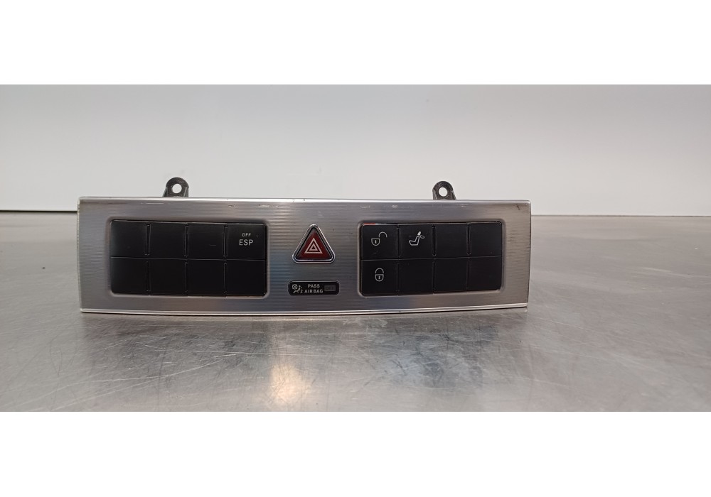 Recambio de warning para mercedes clase c (w203) berlina 180 compressor (203.046) referencia OEM IAM 2038700110  