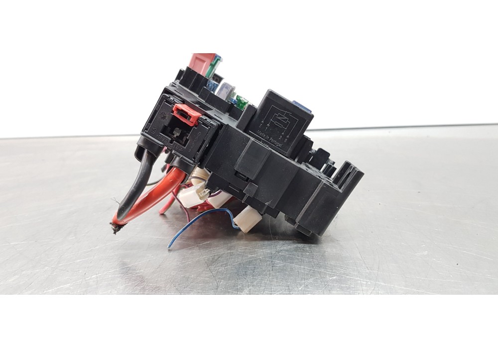 Recambio de caja reles / fusibles para volkswagen crafter kasten (sy) furgón 35 bl ta fwd referencia OEM IAM 5Q0937615C  