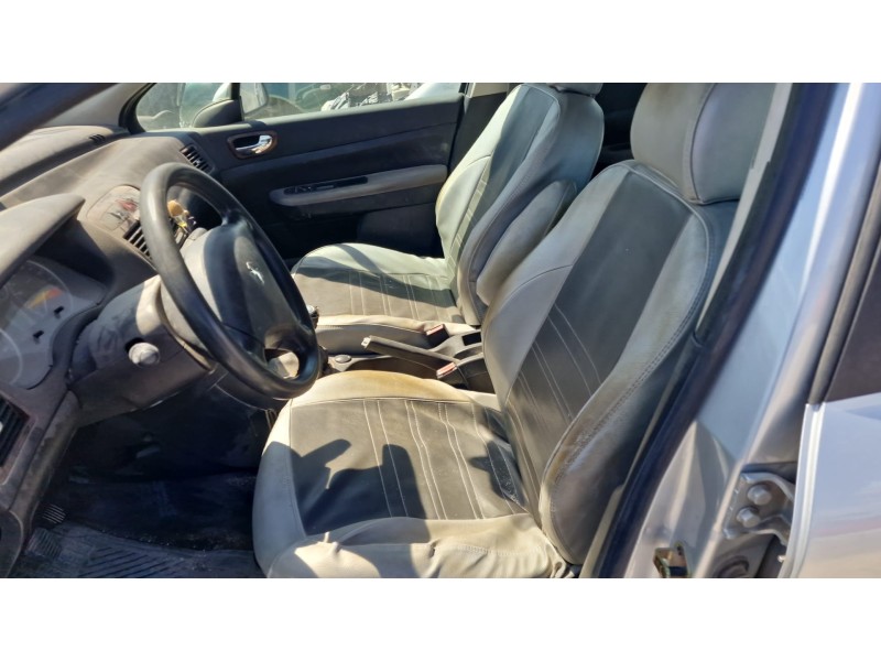 peugeot 307 (s1) del año 2004