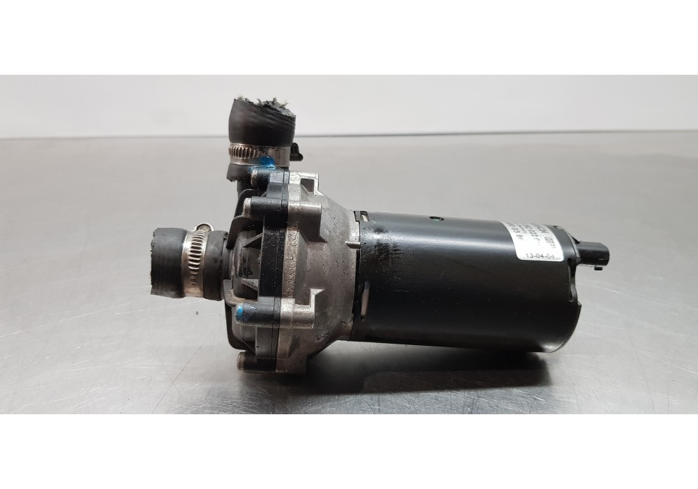 Recambio de bomba agua para mercedes clase s (w220) berlina 400 cdi (220.028) referencia OEM IAM A0005000386  