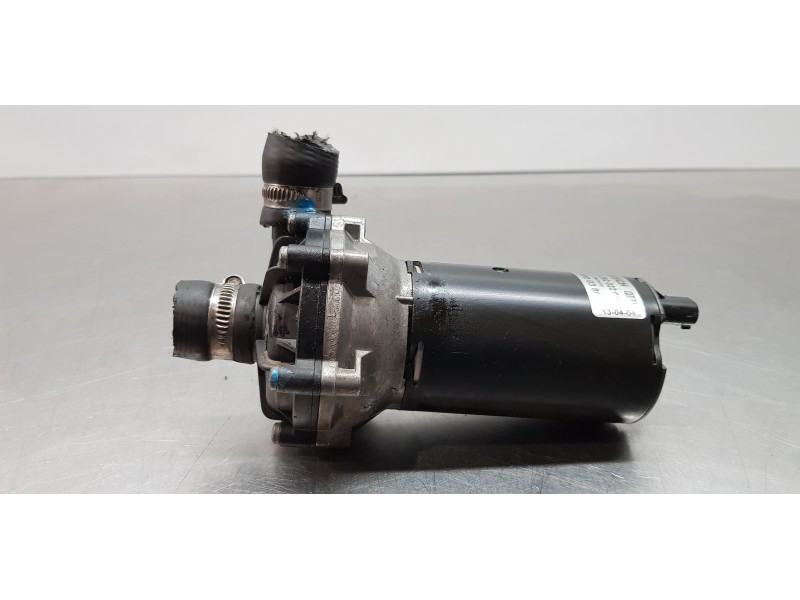 Recambio de bomba agua para mercedes clase s (w220) berlina 400 cdi (220.028) referencia OEM IAM A0005000386  