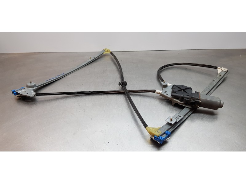 Recambio de elevalunas delantero derecho para renault laguna ii (bg0) authentique referencia OEM IAM 8200000556  